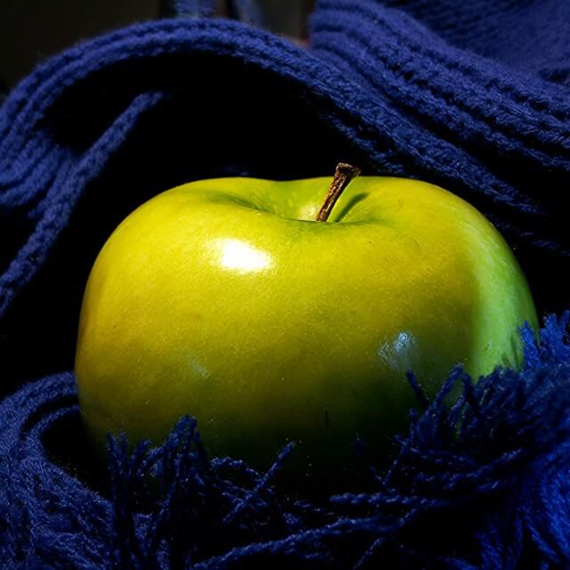 Snuggly apple